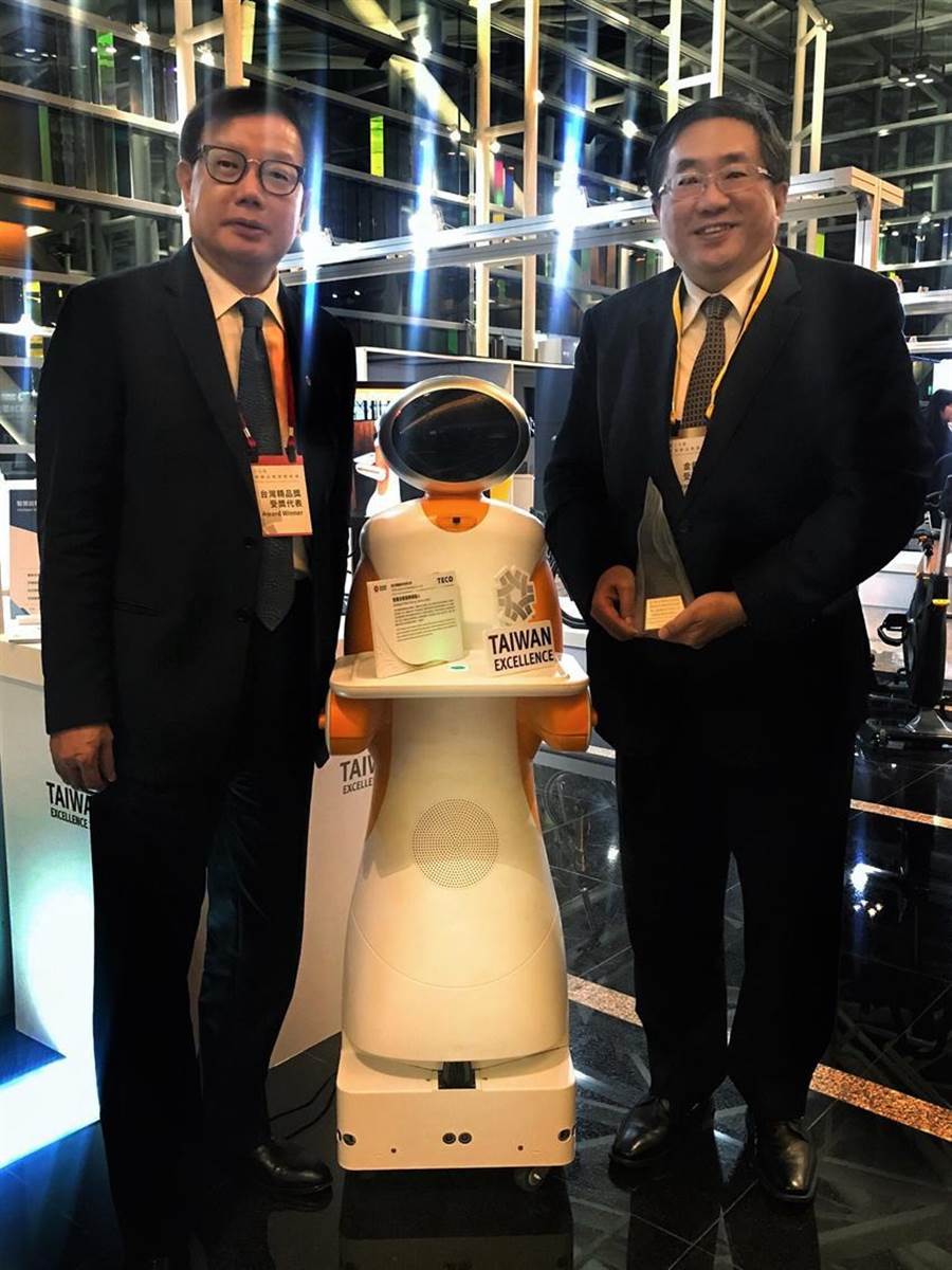 東元智慧送餐服務機器人 獲臺灣精品獎銀質(zhì)獎